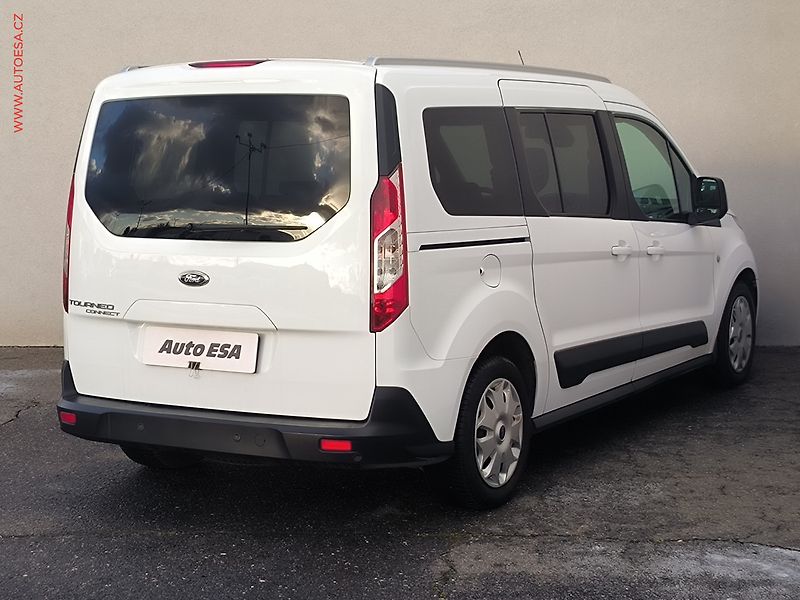 Ford Tourneo Connect (2015) 1.5 TDCi MAXi, 2.maj, Trend - fotka 4 z 20