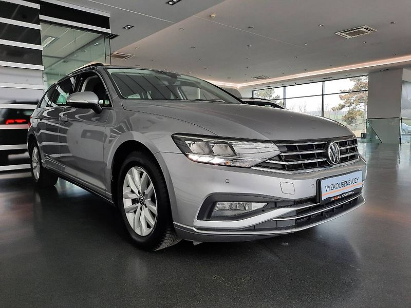 Volkswagen Passat Variant (2021) 2.0 TDI (110kW/150k) DSG, Busi - fotka 26 z 26