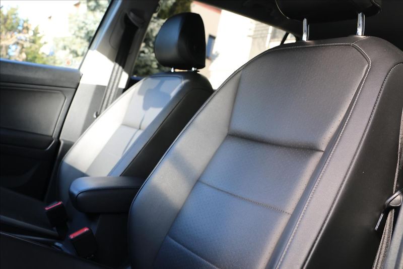 Volkswagen Tiguan Allspace 2,0 Tsi, 4motion, 7míst - fotka 18 z 44