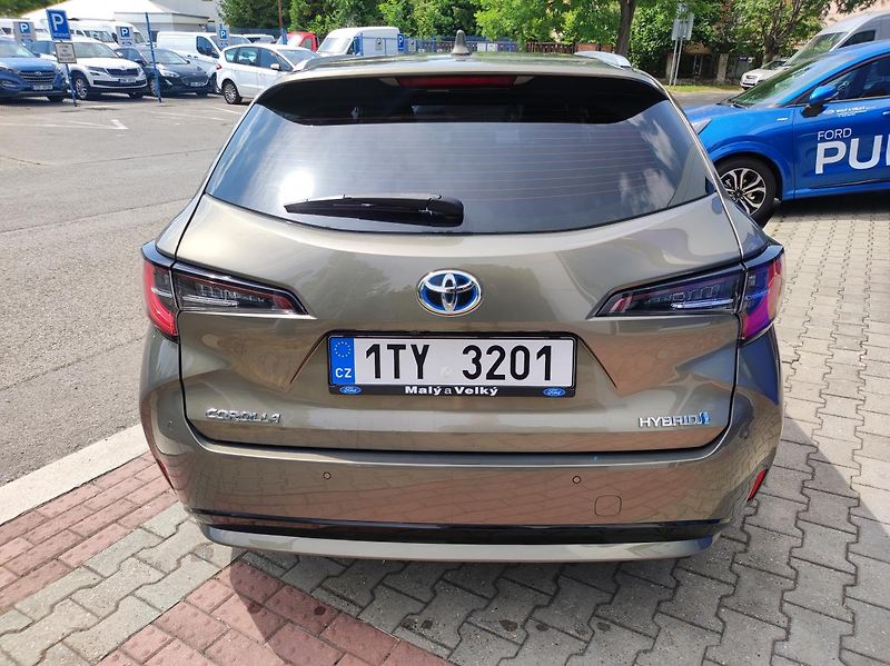 Toyota Corolla (2020) 1.8  HYBRID 1.maj - fotka 5 z 25