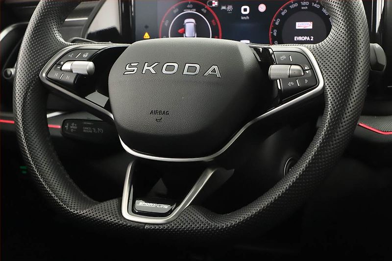 Škoda Kodiaq (2025) 2.0 TDI, Sportline - fotka 20 z 21
