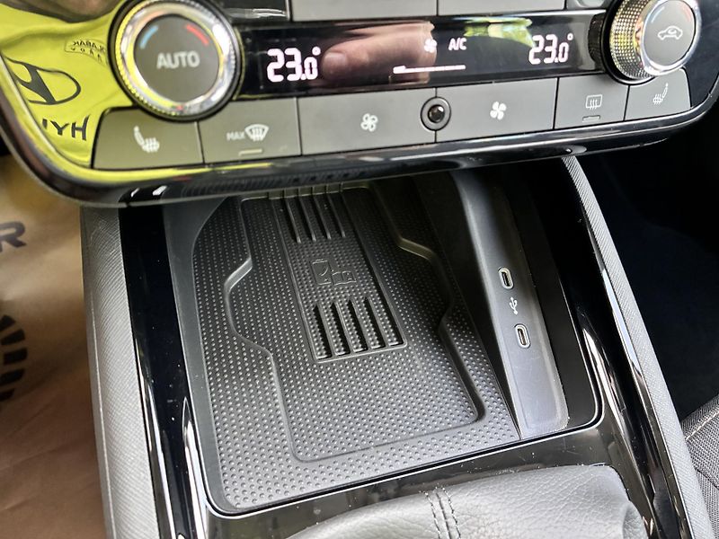 Škoda Kamiq 85kw, TOP SELECTION,1.MAJITEL. - fotka 20 z 31