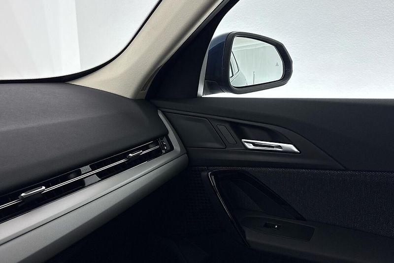 BMW X1 sDrive18d - fotka 16 z 21