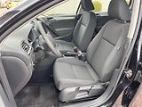 Volkswagen Golf 1.4 59KWMPI,NAVI,DVD,TZ,2xKOLA - náhled 12
