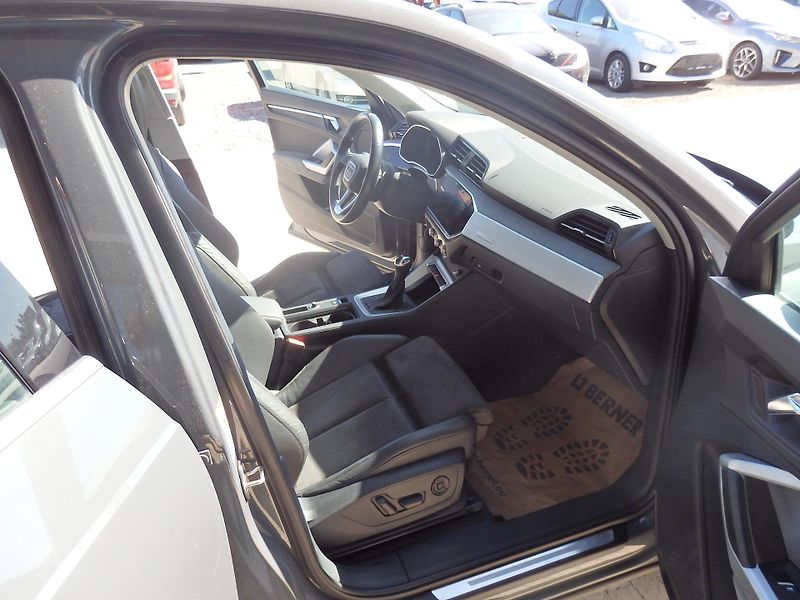 Audi Q3 1.5 35 TFSI 69660 KM NAVIGACE - fotka 10 z 26