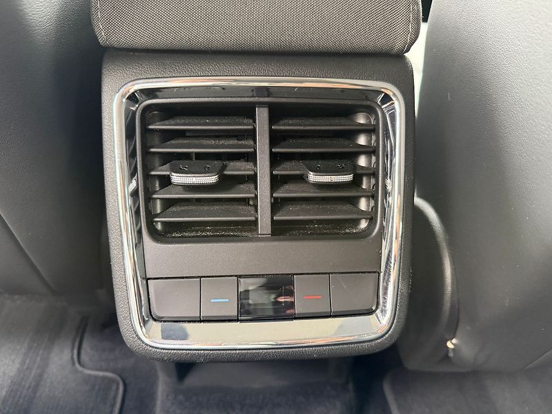 Škoda Enyaq 82 kWh/Tepelné čerpadlo/Tažné/ - fotka 12 z 44