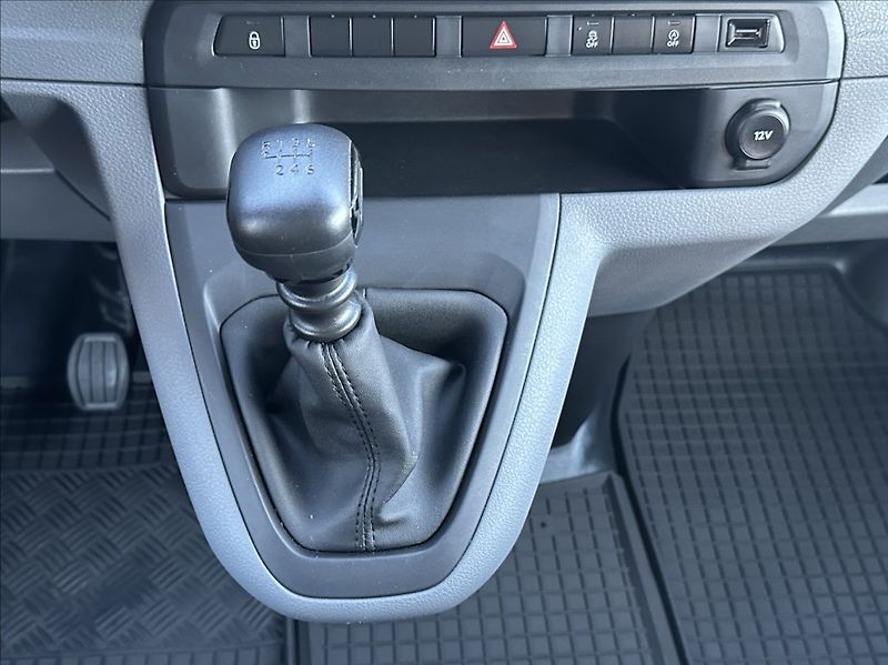 Opel Vivaro 2,0 CDTI 150PS  L2 Kombi-6 Enj - fotka 28 z 53