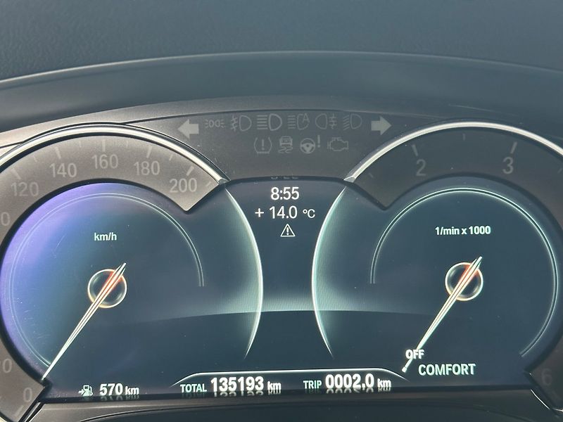 BMW Řada 5 (2018) 530xd,195kW PO SERVISU,M-PAKET - fotka 11 z 19