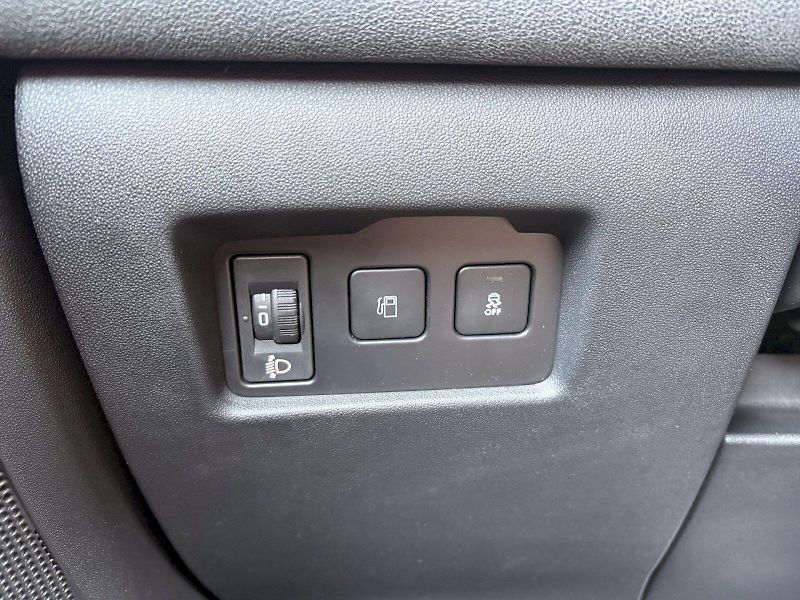 Citroën C4 (2016) BlueHDi 100 Feel Edition - fotka 20 z 22
