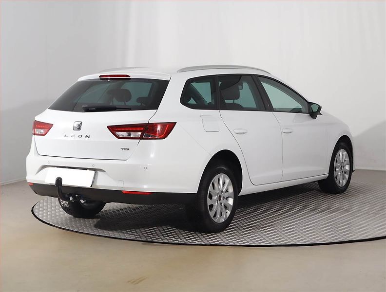 Seat Leon (2016) 1.6 TDI, Automat, Serv.kniha - fotka 5 z 18
