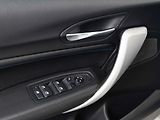 BMW Řada 1 M140i xDrive - náhled 17