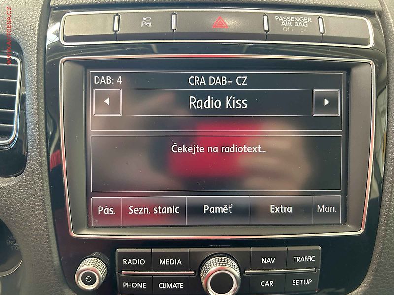 Volkswagen Touareg (2015) 3.0TDi quattro, AT, bixen - fotka 13 z 17