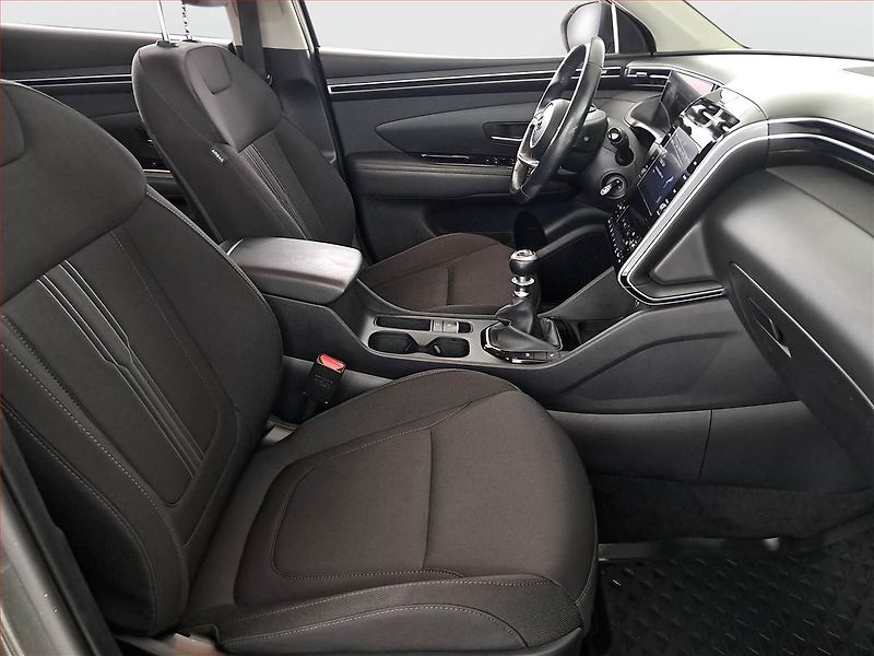 Hyundai Tucson (2021) 1.6 T-GDI - fotka 9 z 19