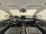 Toyota Yaris 1.5 Hybrid e-CVT Style - náhled 12