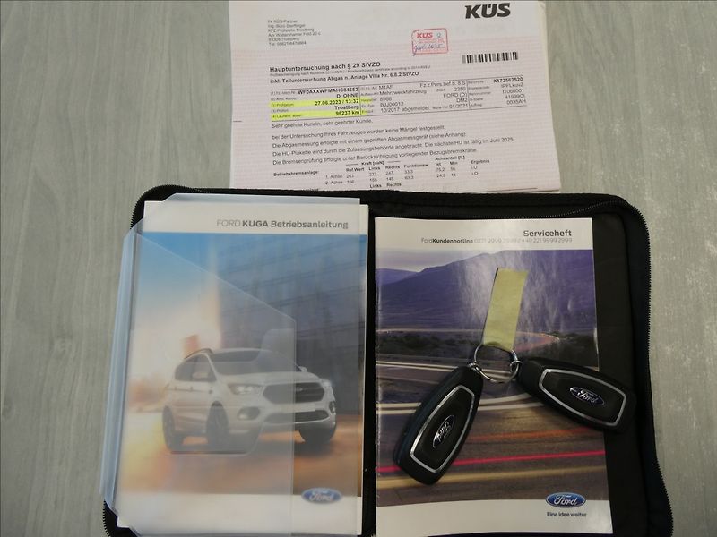 Ford Kuga 2,0 TDCi 110kW Panorama,naviga - fotka 42 z 45