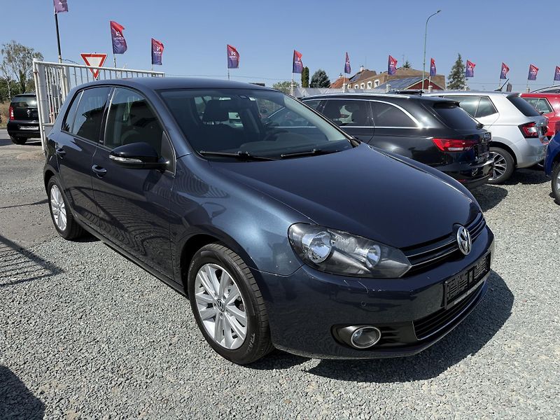 Volkswagen Golf 1.2 TSI STYLE - fotka 1 z 13