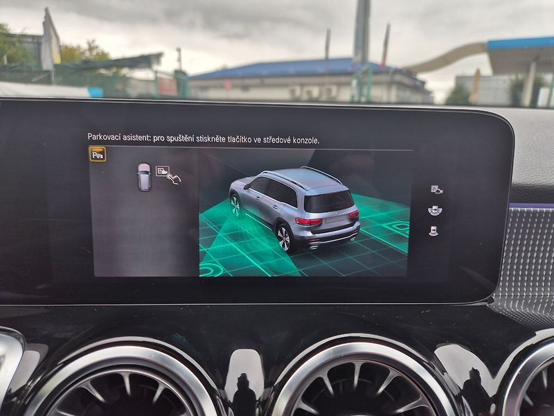 Mercedes-Benz GLB 200D 4MATIC, záruka 7/2027 neb - fotka 23 z 42