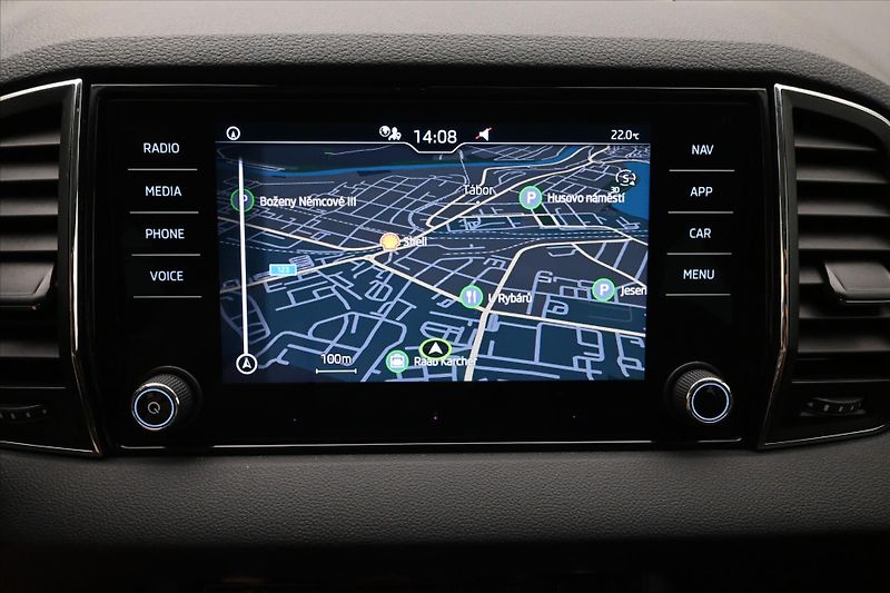 Škoda Karoq 2,0 TDI 85 kW Clever NAVI Záru - fotka 20 z 31