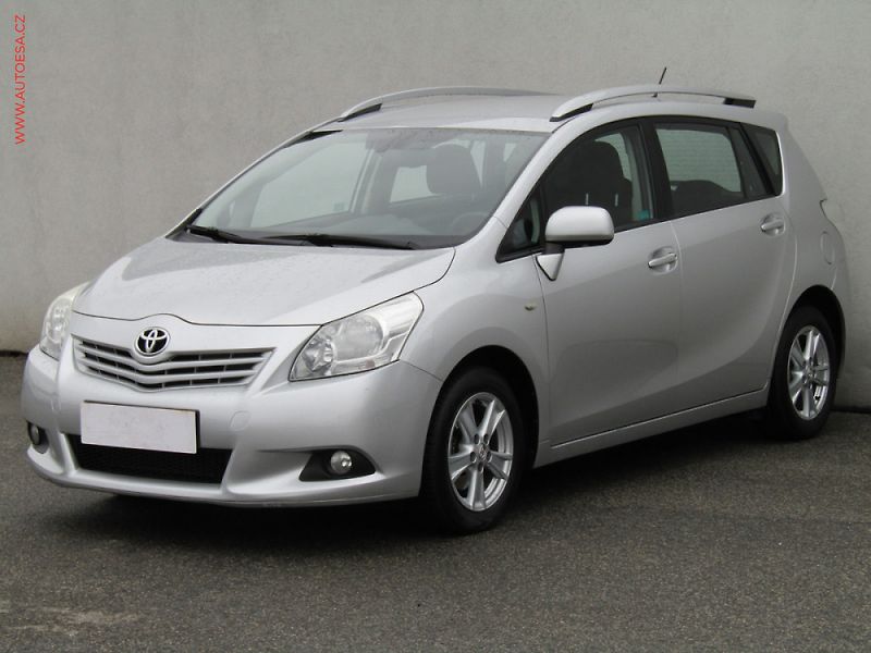 Toyota Verso (2013) 2.0 D-4D, STK6/28 - fotka 3 z 3