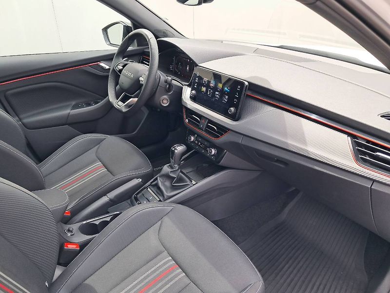 Škoda Kamiq (2025) Monte Carlo 1.5 TSI / 110 kW D - fotka 22 z 29