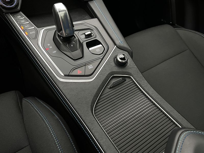 Lynk & Co 01 PHEV AUT - fotka 26 z 50