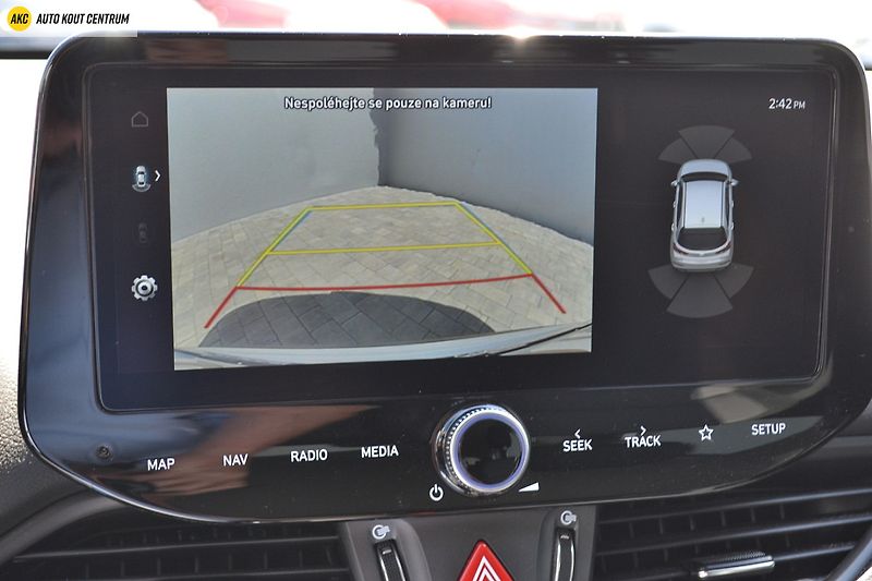 Hyundai i30 WG 1,5I MT SMART FAMILY NAVI - fotka 27 z 43