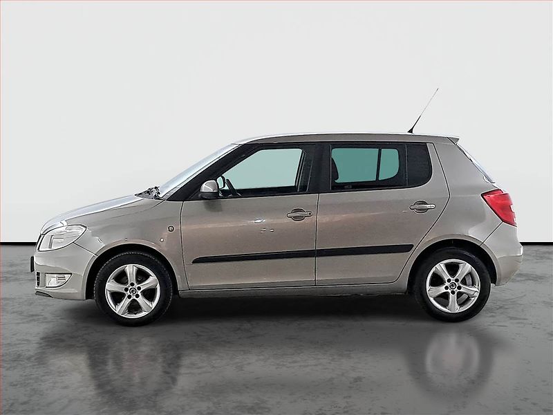 Škoda Fabia (2012) 1.2 TSI, ČR,1.maj, po STK - fotka 3 z 16