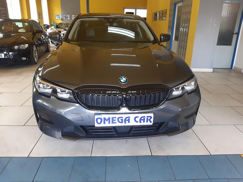 BMW Řada 3 318d BERLINE NAVI LED KAMERA - fotka 2 z 23