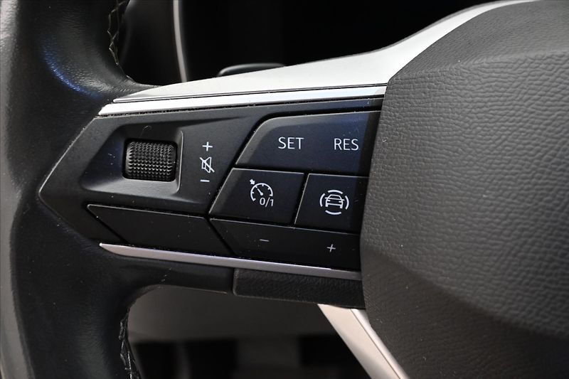 Seat Leon 2,0 TDI 110 kW DSG Style Záruk - fotka 23 z 30