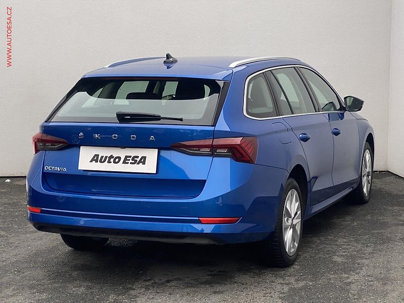 Škoda Octavia (2021) 2.0 TDi, ČR, Style, DSG - fotka 4 z 18