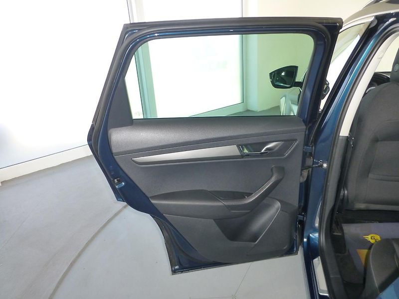 Škoda Karoq (2019) 1,6TDI-85KW*ALU*PARK.*VYHŘ.SED - fotka 13 z 24