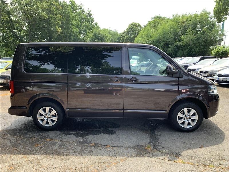 Volkswagen Caravelle 2,0 TDI  103kW - fotka 4 z 16