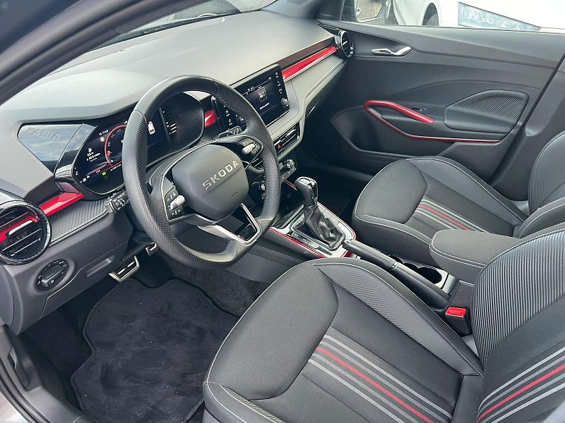 Škoda Fabia Monte Carlo 1,0 TSI 85KW DSG - fotka 9 z 26