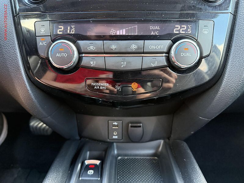 Nissan X-Trail (2017) 2.0 dCi 4x4, Tekna, AT, TZ - fotka 16 z 21