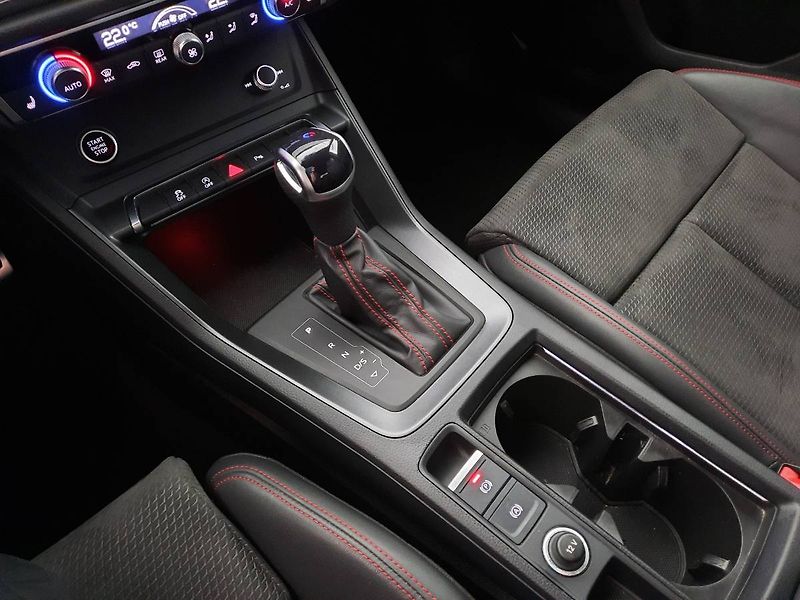 Audi Q3 (2022) 40 TDI quattro (147kW/200k) S - fotka 13 z 23