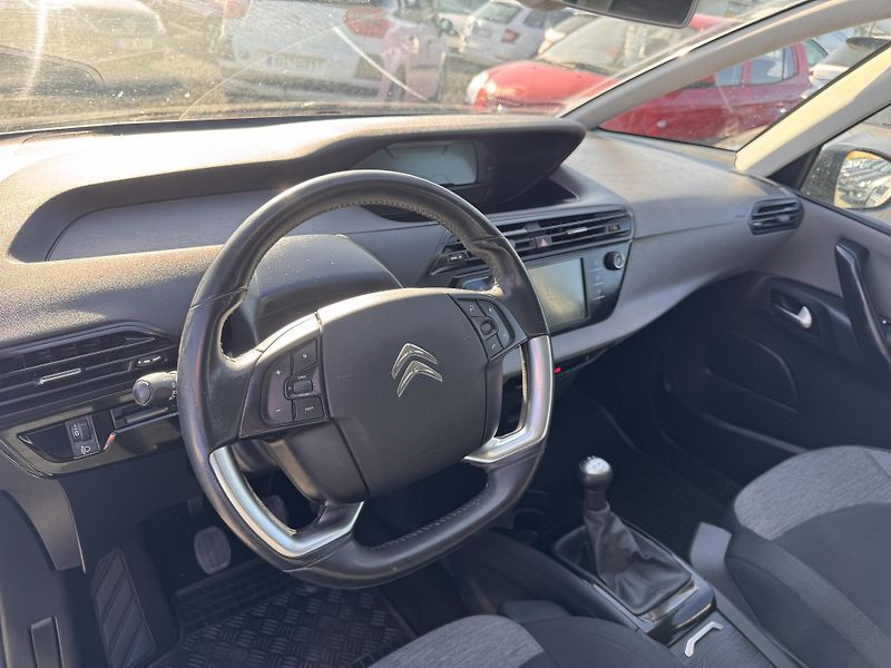 Citroën C4 Picasso 1.6 HDi,73 kw,2016 - fotka 12 z 21