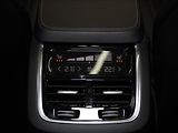 Volvo V90 2,0 B6 AWD Ultimate Dark B&W - náhled 23