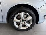 Škoda Fabia 1,2   TSI 77kW,1.MAJ,SERVISKA - náhled 22