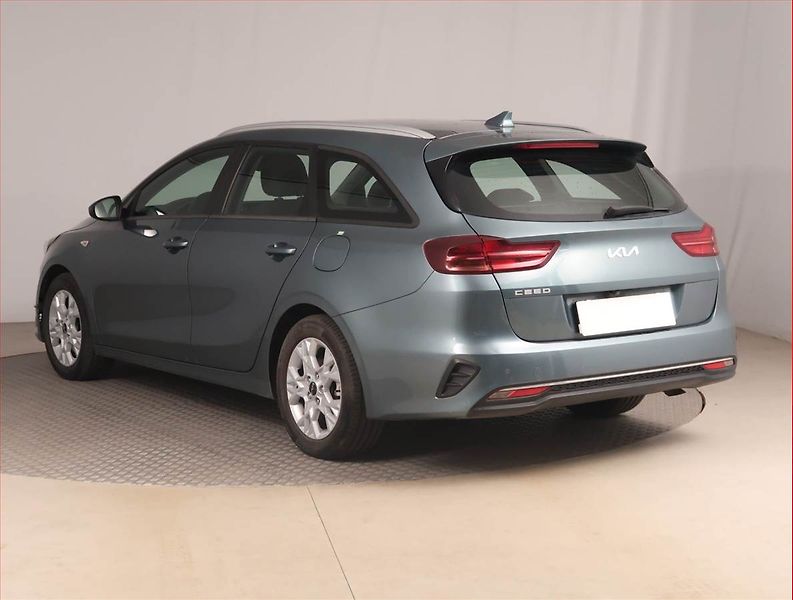 Kia Ceed (2023) Spin 1.0 T-GDI, SPIN, DPH - fotka 4 z 19