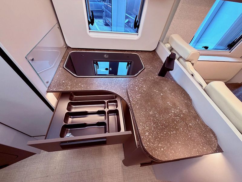 Bürstner (2026) B66 690 TD - fotka 18 z 30