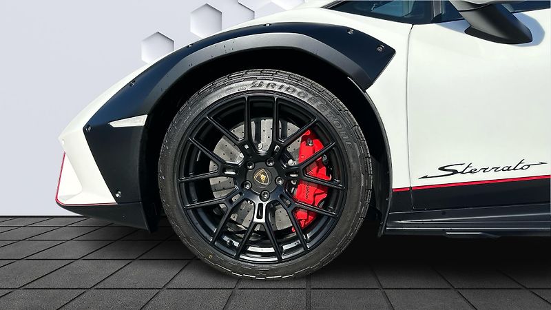 Lamborghini Huracán (2023) Sterrato 1di1499 / Záruka - fotka 6 z 19