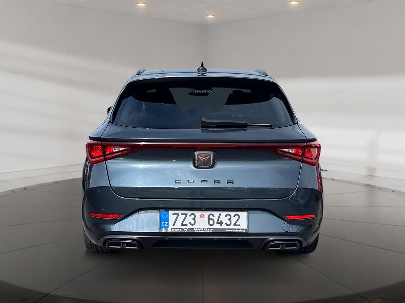 Cupra Leon (2023) 2.0TSI 140kW CZ DPH - fotka 5 z 11