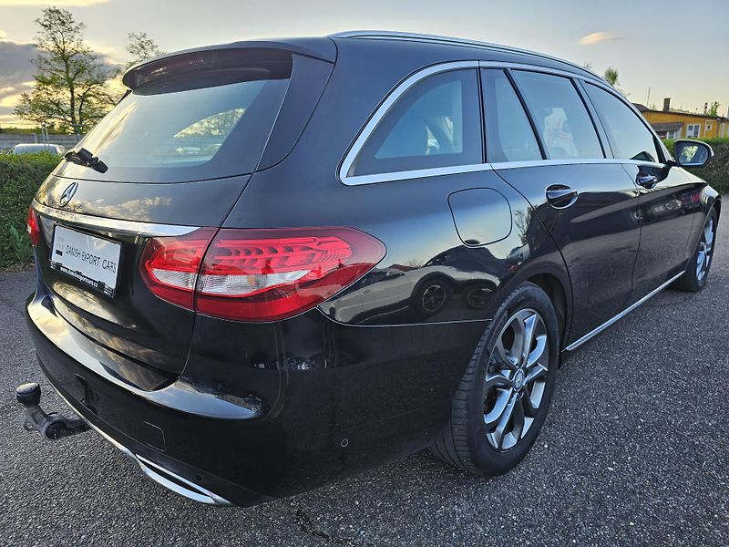 Mercedes-Benz Třídy C (2016) C220D 125kW 4MATIC 7G AIRMATIC - fotka 5 z 50