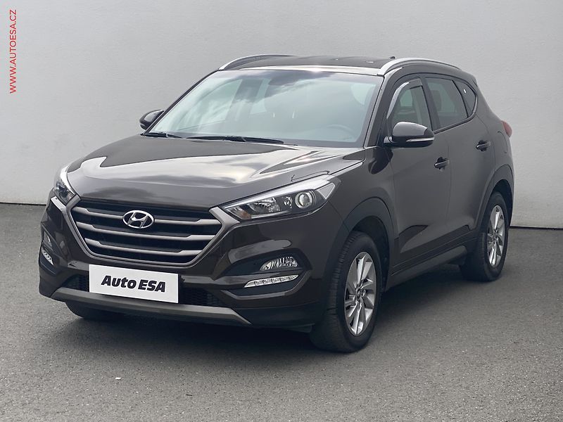 Hyundai Tucson (2017) 1.6 GDi, Trend, kamera - fotka 3 z 18