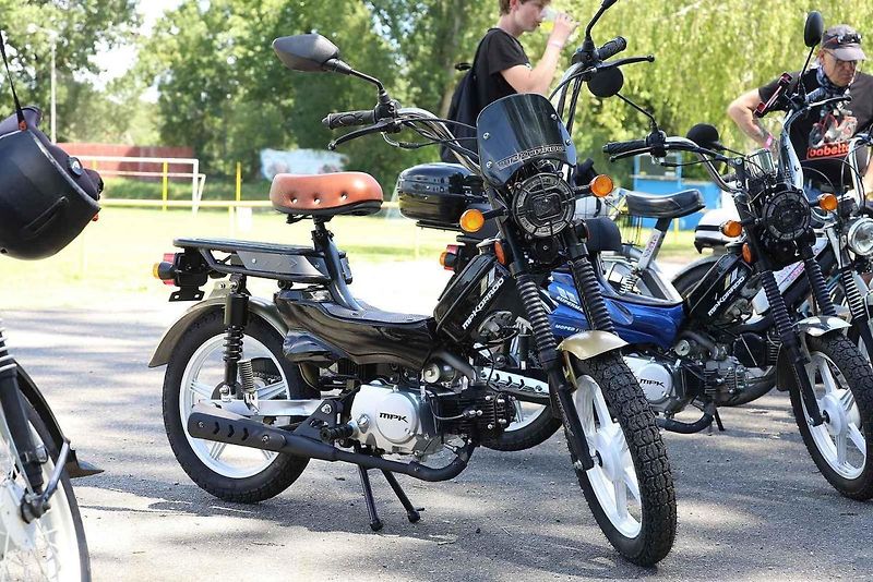 Moped sraz v Brně-Chrlicích