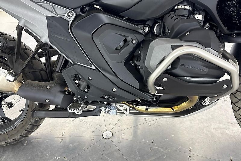 BMW R 1300 GS - fotka 5 z 13