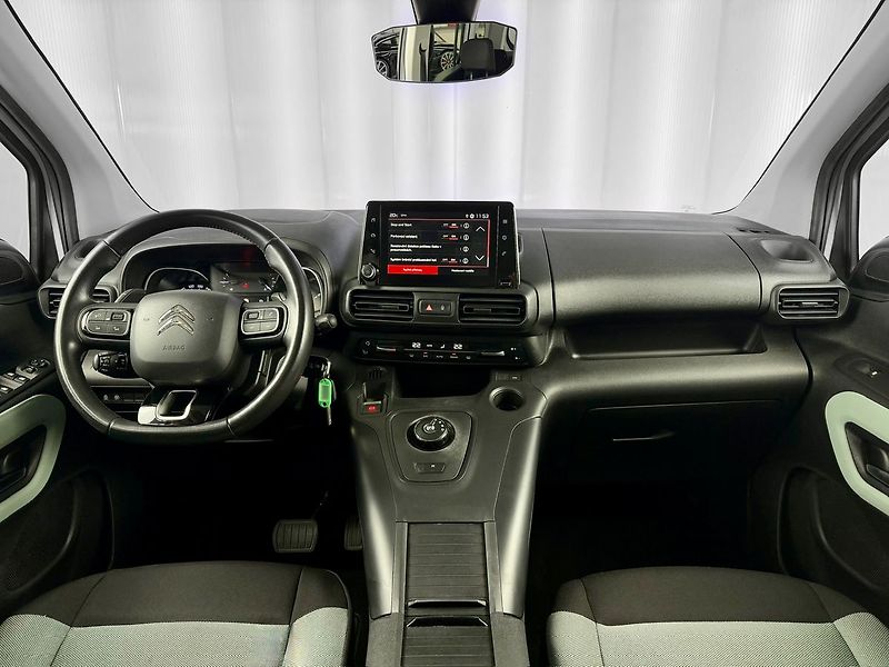 Citroën Berlingo 1.5 HDI 96KW A/T S&S FEEL, PDC - fotka 9 z 22