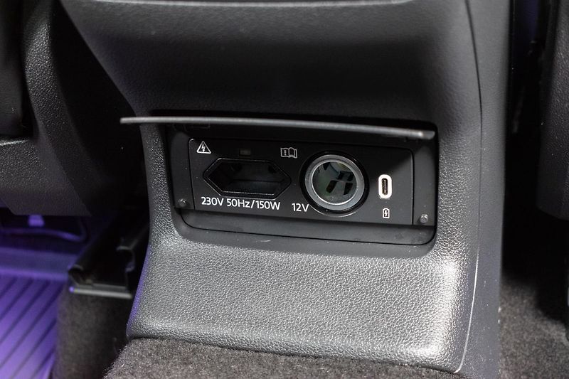 Škoda Kodiaq 2.0TSI 4x4*L&K*TAŽNÉ*DPH*ČR 1M - fotka 15 z 50