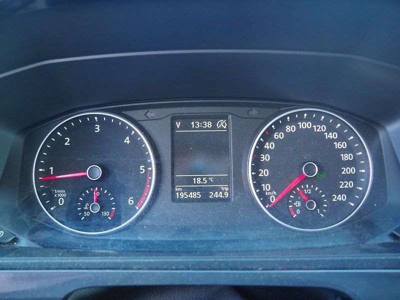 Volkswagen Multivan (2018) 2.0 TDI, 110kW, 4Motion, Long - fotka 27 z 37