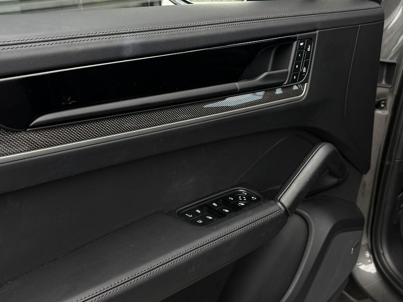 Porsche Cayenne S E-Hybrid*BOSE*HD-Matrix - fotka 12 z 16